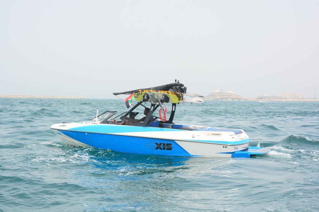 Дубай: опыт вейксерфинга