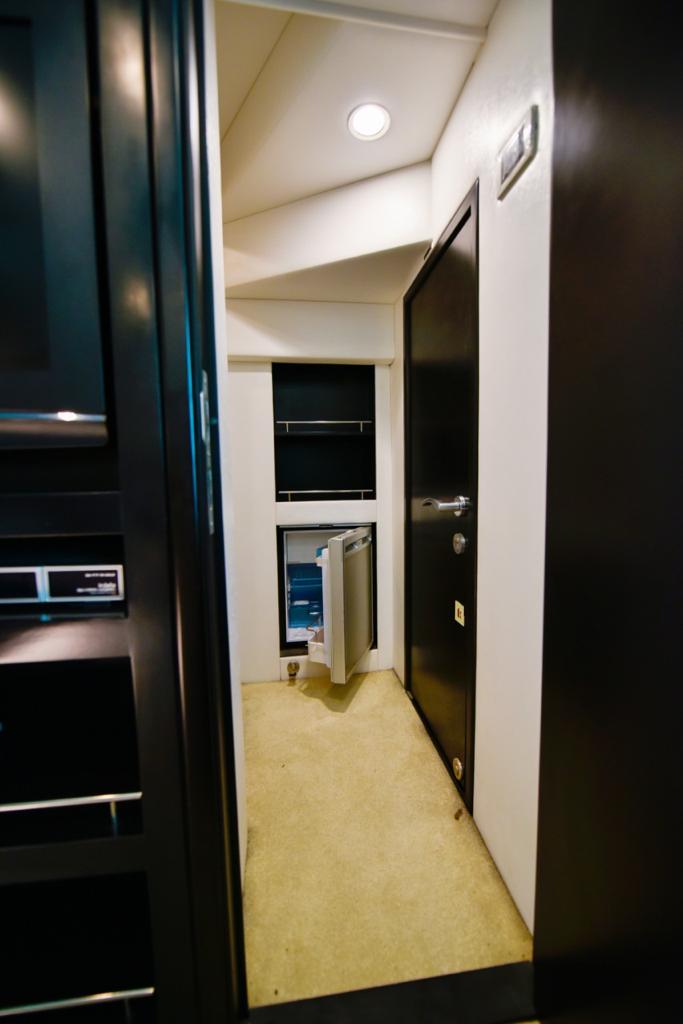 ドバイ: BIGBOSS 90フィート ヨットツアー