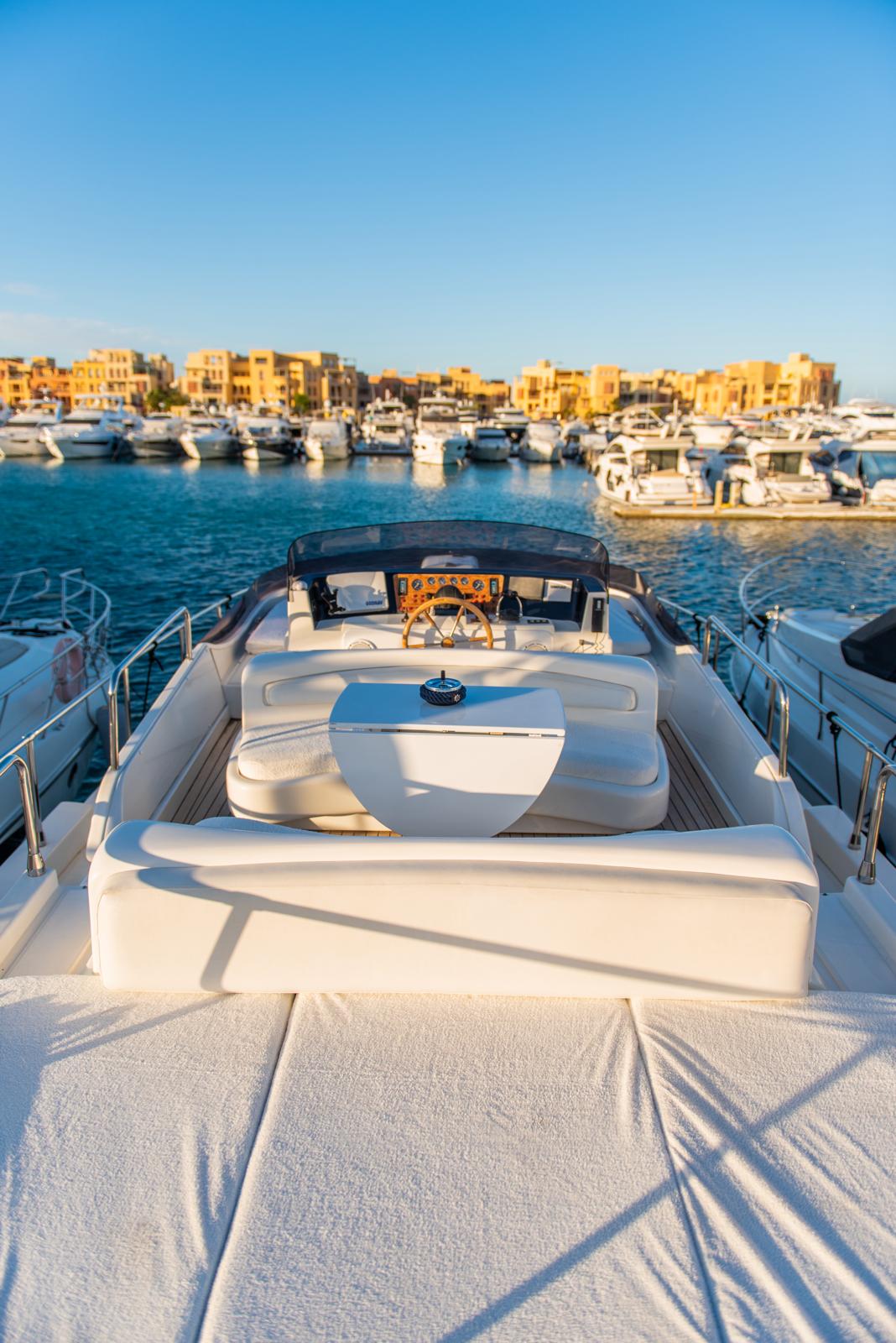 El Gouna: Private Luxury Yacht Trip on a 54FT Yacht
