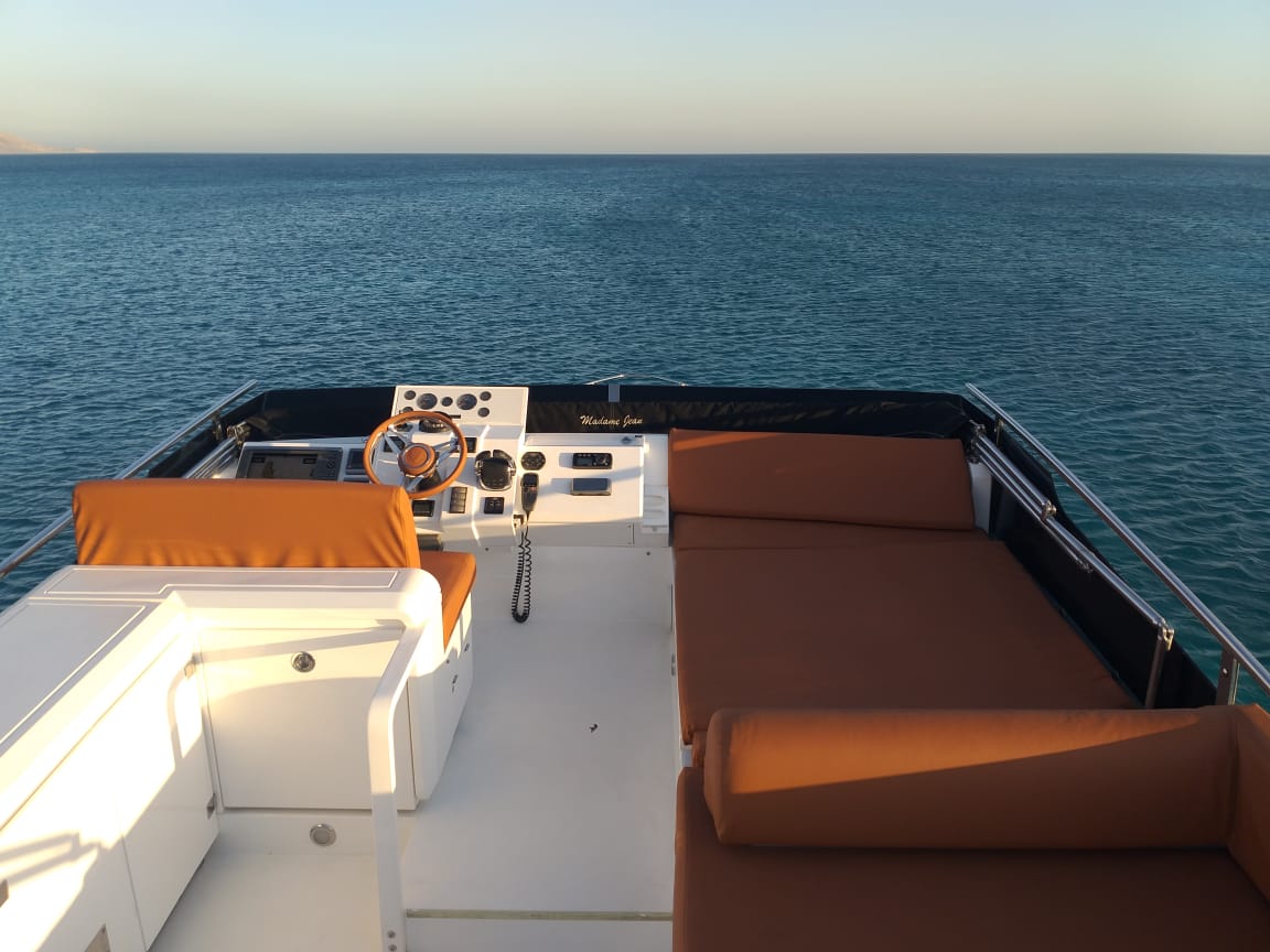 El Gouna: viagem privada de iate de luxo em um iate de 50 pés