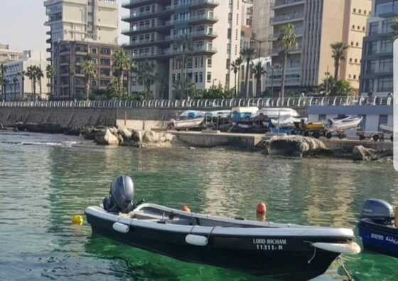 Bejrut: Rejs łodzią przy skałach Raouche