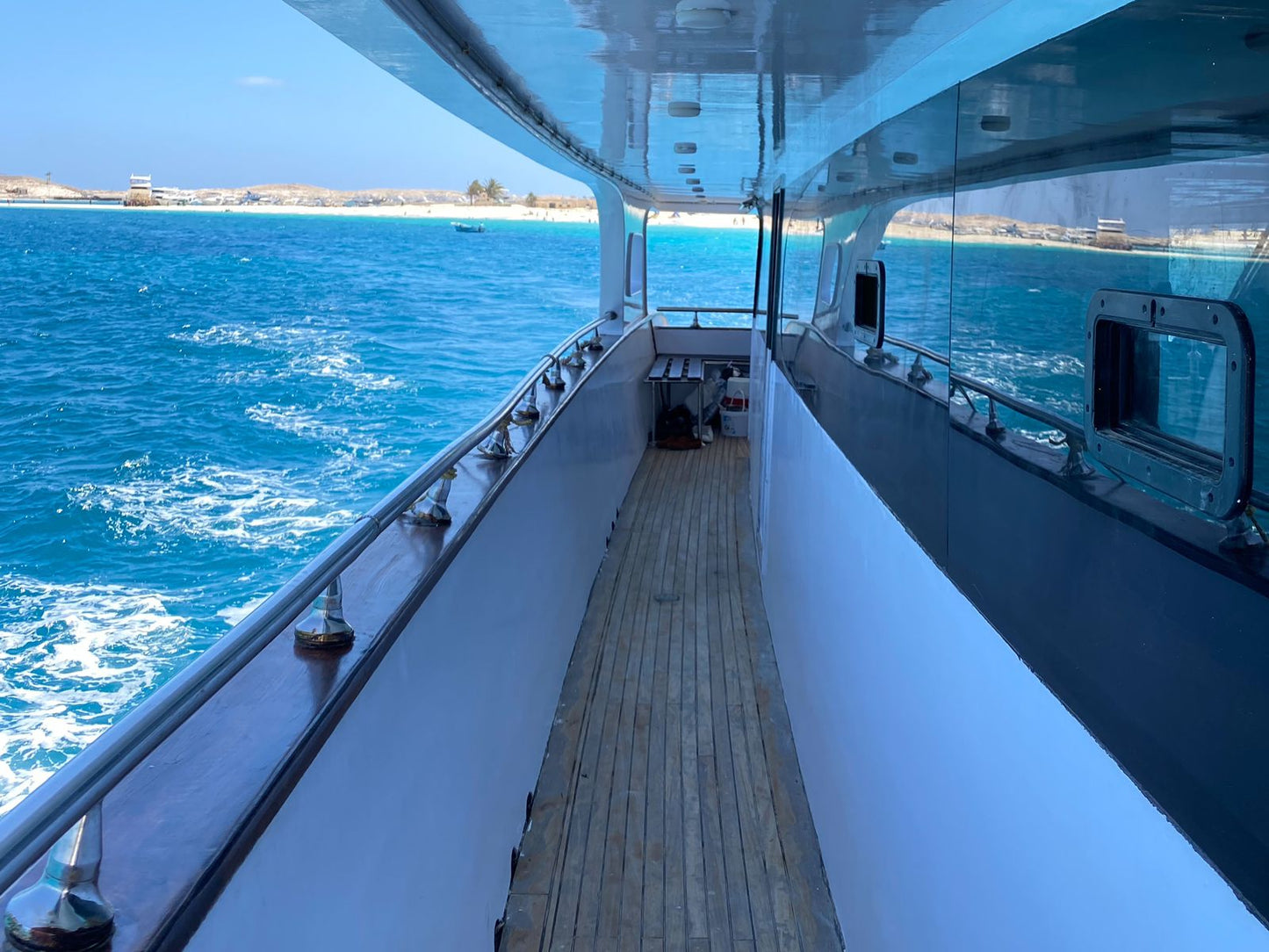 Marsa Matrouh: El Prince Private Yacht Trip to Nawras Island
