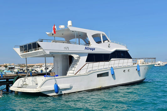 Hurghada: Prywatna wycieczka łodzią Mirage z nurkowaniem, lunchem i napojami bezalkoholowymi