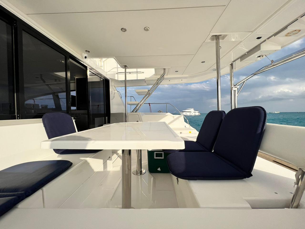 El Gouna: Privé Catamaran Dagtrip naar Bayoud of Tawilah Eiland