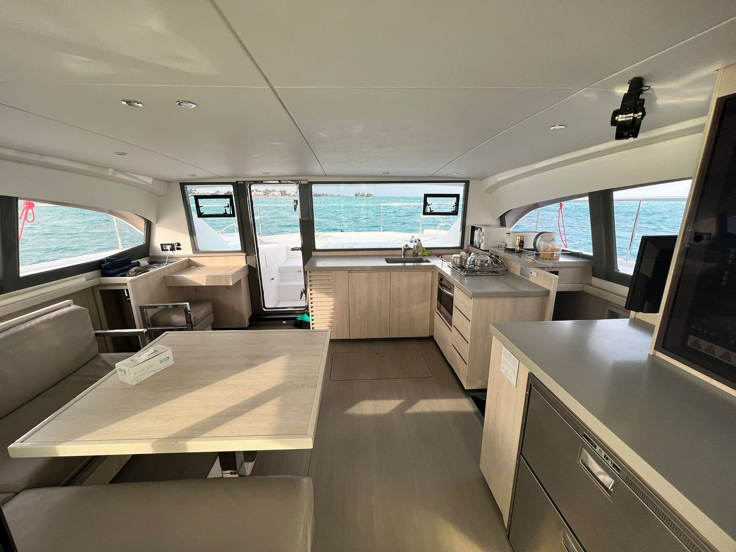 El Gouna: Privé Catamaran Dagtrip naar Bayoud of Tawilah Eiland