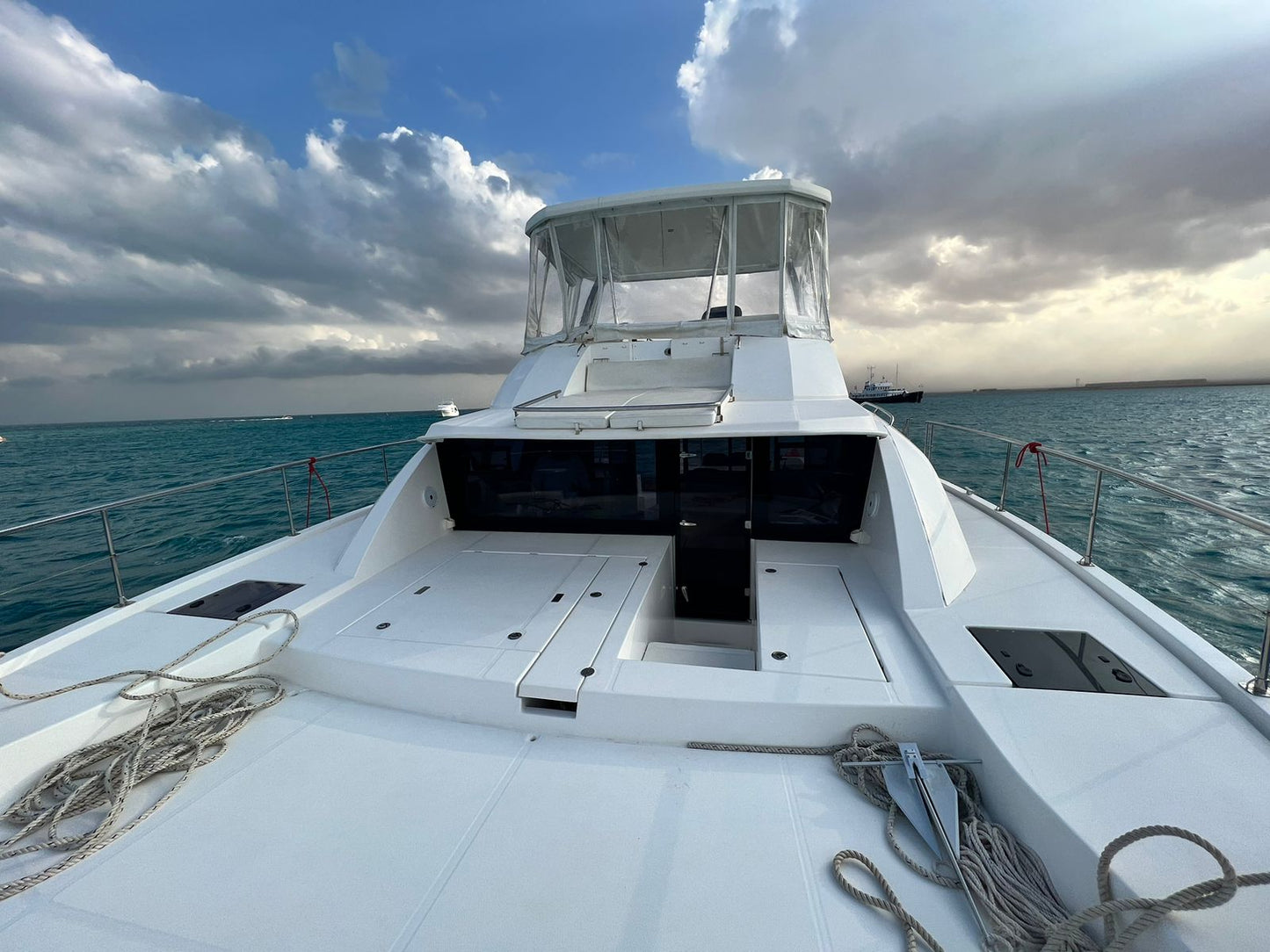 El Gouna: Privé Catamaran Dagtrip naar Bayoud of Tawilah Eiland