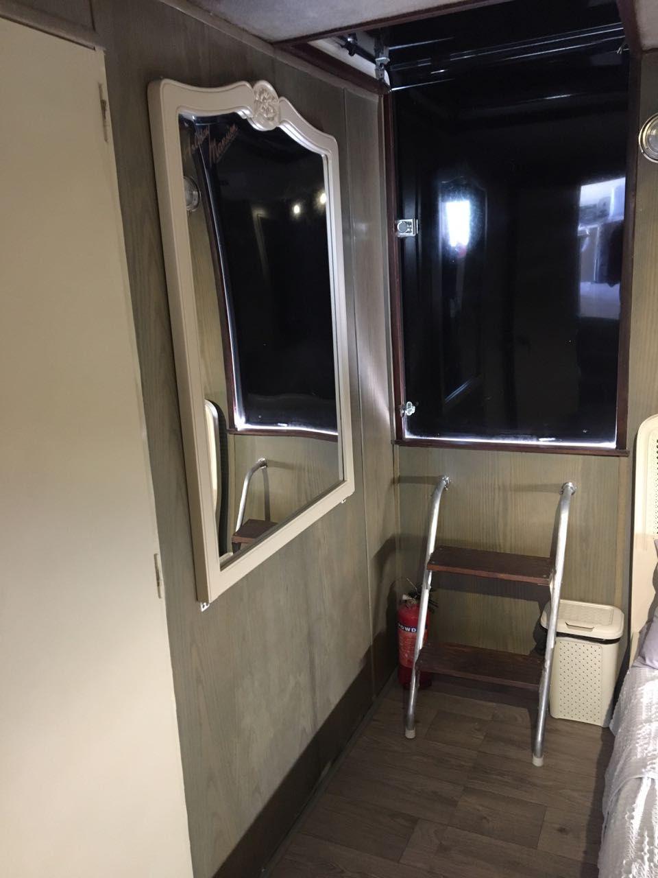 Bejrut: Wynajem jachtu SALIBA z Holiday Beach do Zatoki Jounieh