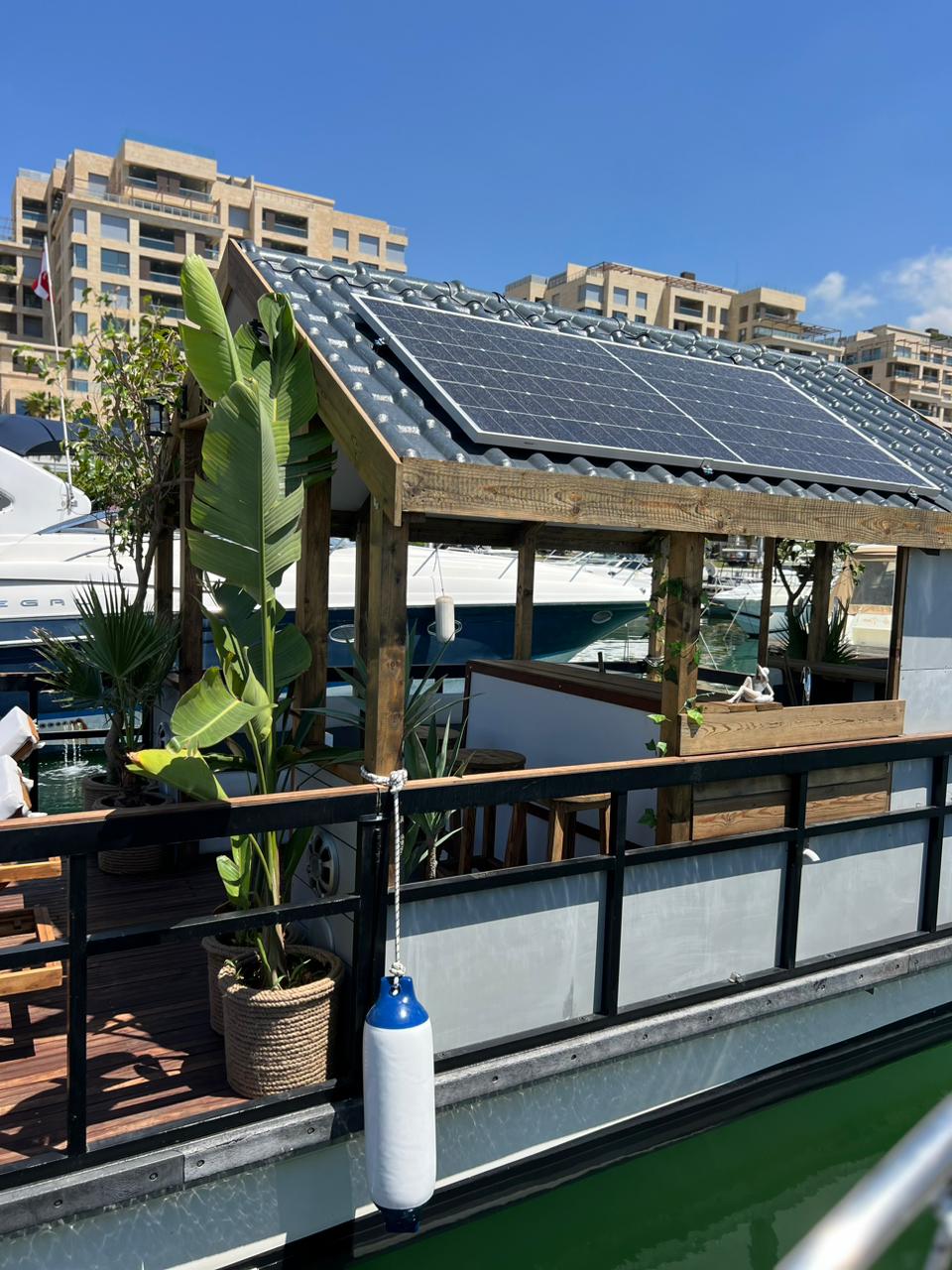 Beirut: Închiriere de iahturi La Casa de la La Marina Dbayeh la Golful Jounieh