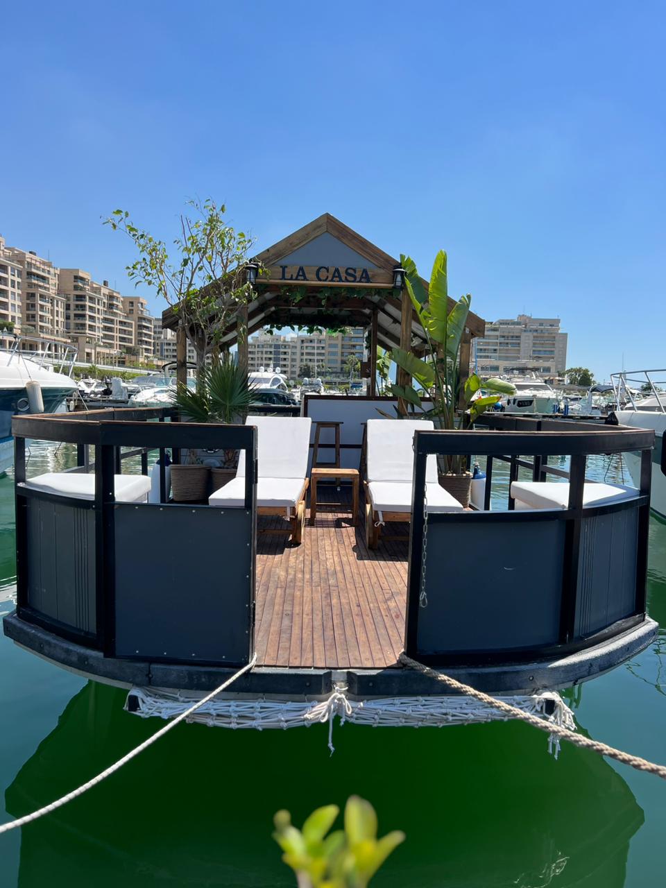 Beirut: Închiriere de iahturi La Casa de la La Marina Dbayeh la Golful Jounieh