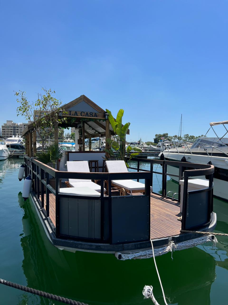 Beirut: Închiriere de iahturi La Casa de la La Marina Dbayeh la Golful Jounieh