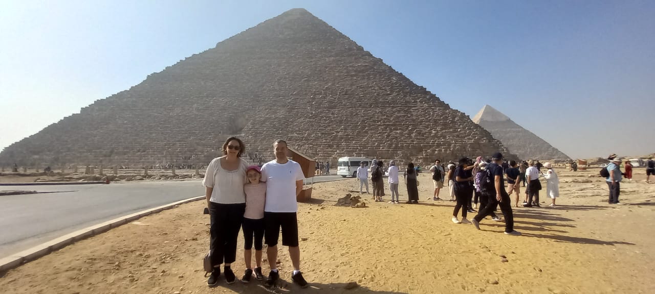 Cairo: Tur cu ghid de o zi la Piramidele din Giza, Muzeul Egiptean și Bazarul Khan Al Khalili