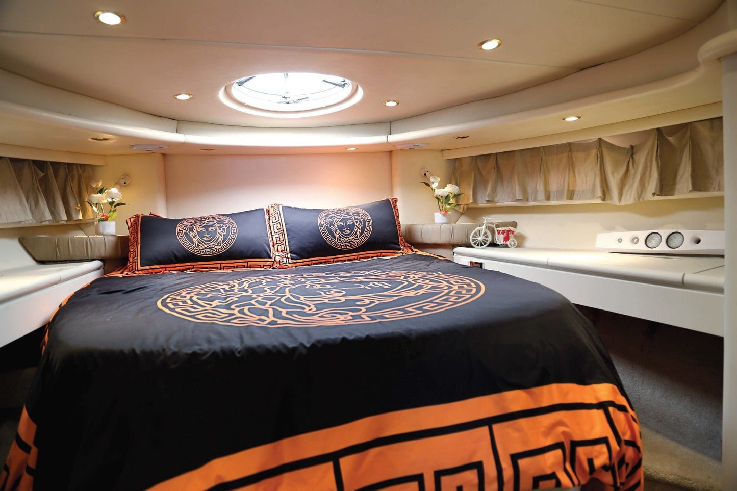 Dubai: Private 50-Fuß-Lagune-Vermietung