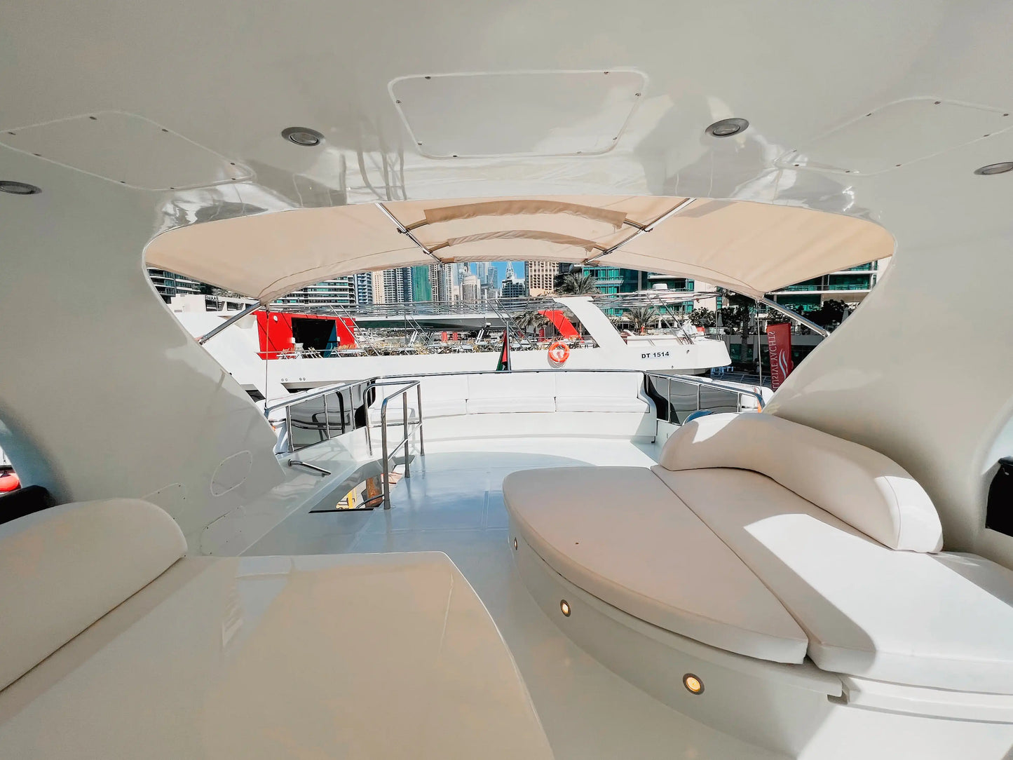 Dubai: Maiora Boat 84 ft Private Boat Trip
