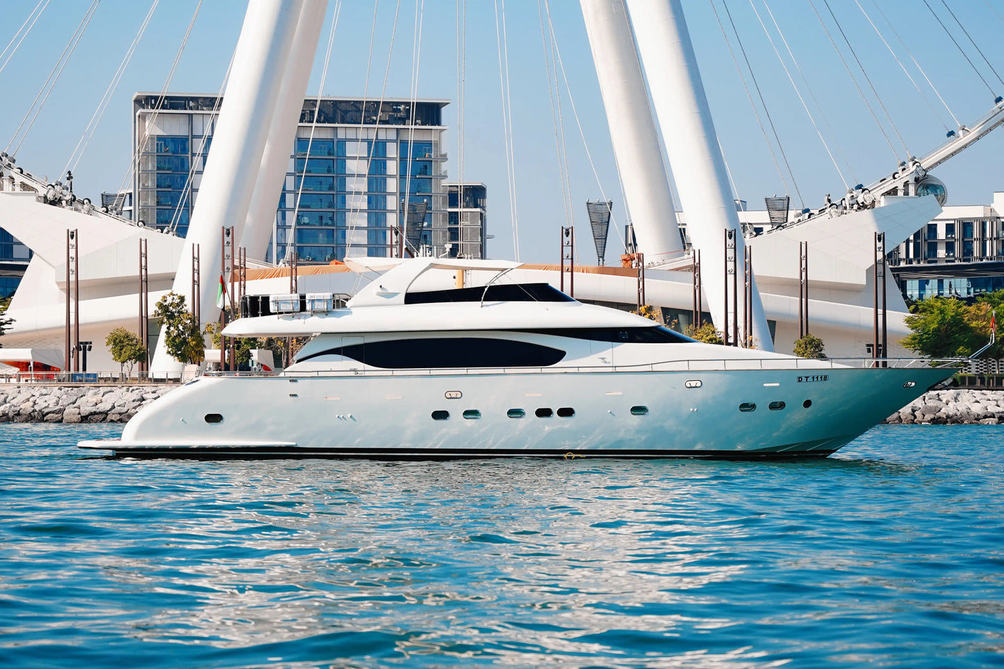 Dubai: Maiora Boat 84 ft Private Boat Trip
