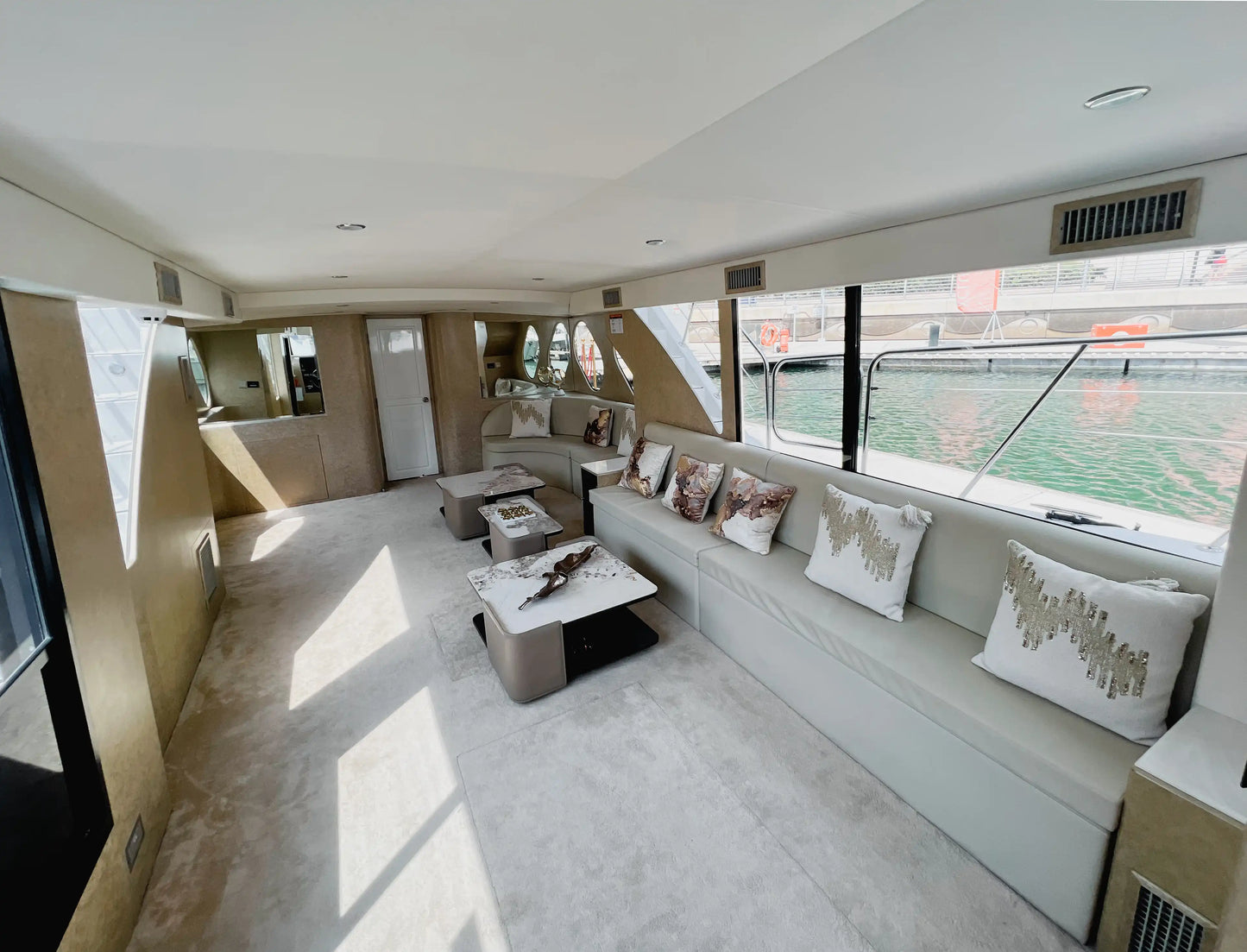 Dubai: Perjalanan Kapal Pesiar Pribadi Blue Water Boat 64 ft