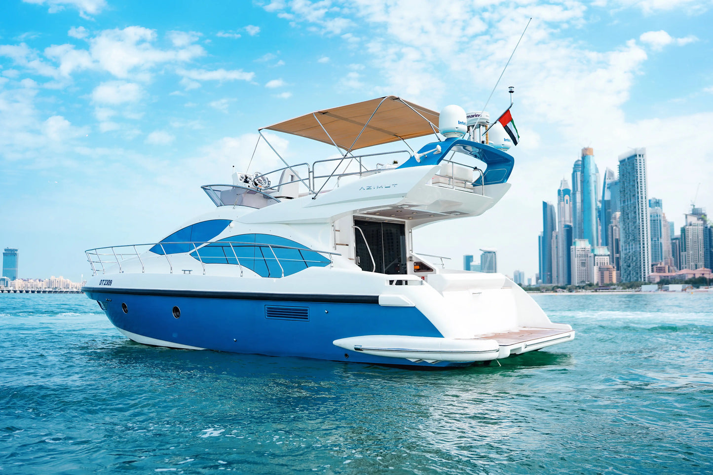 Dubai: Azimut Boat 50 Fuß private Bootsfahrt
