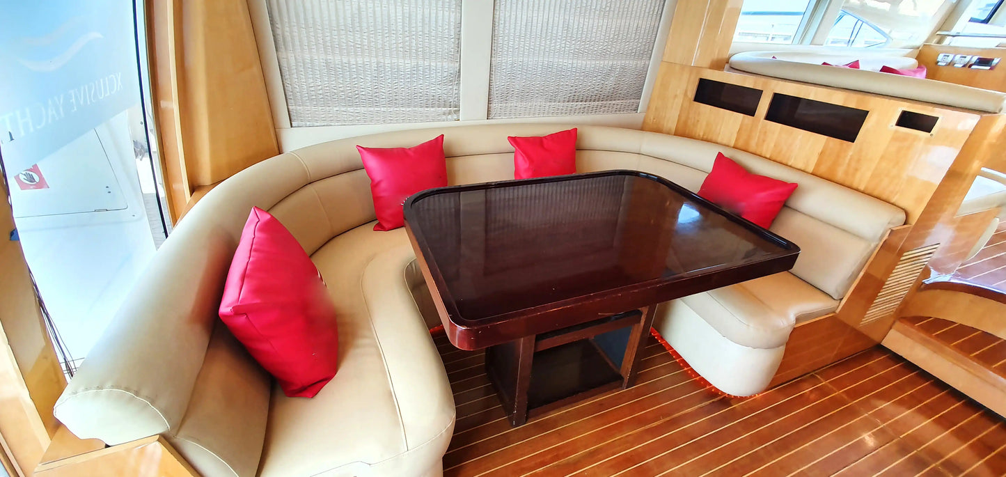 Dubai: Perjalanan Kapal Pribadi Majesty Boat 56 ft