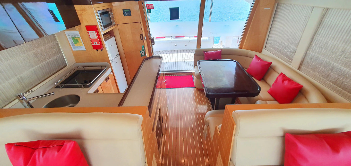 Dubai: Perjalanan Kapal Pribadi Majesty Boat 56 ft
