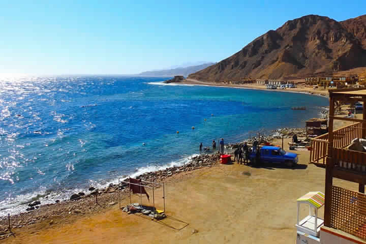 From Szarm el-Szejk: Blue Hole w Dahab i Kolorowy Kanion