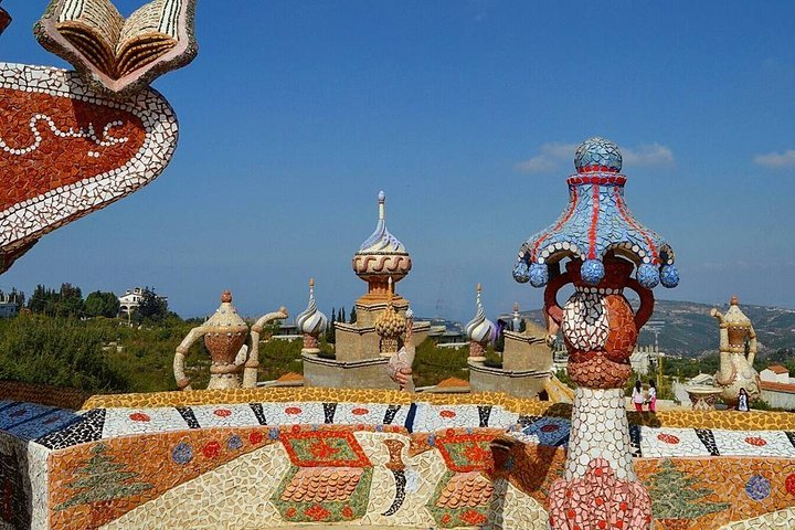 From Bejrutu: Jabal El Arbaaine, Pałac Snów, Oyoun El Samak i Jaskinia Zahlan - wycieczka jednodniowa