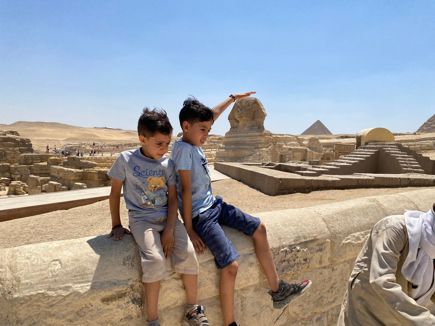 Cairo: Private Guided Giza Pyramids, Memphis City and Saqqara Day Tour