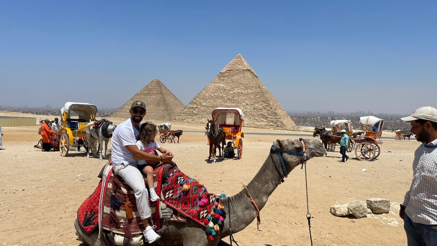Cairo: Private Guided Giza Pyramids, Memphis City and Saqqara Day Tour
