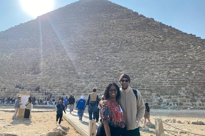Cairo: Private Guided Half - Day Tour of Giza Pyramids and the Sphinx