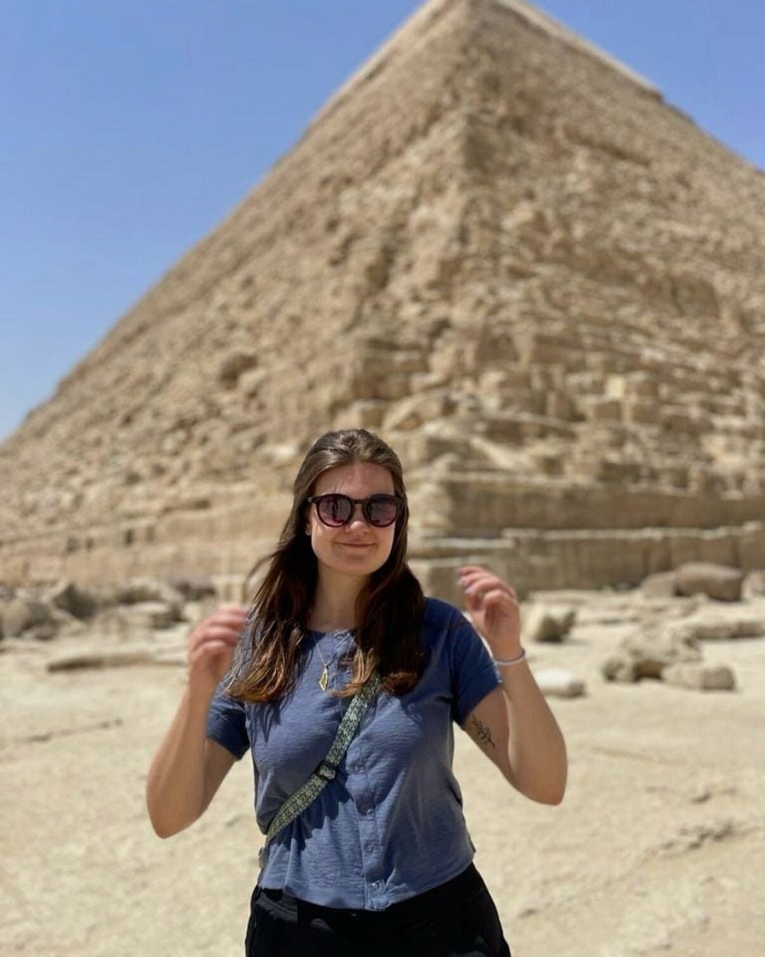 Cairo: Private Guided Tour to the Pyramids of Giza, Saqqara and Memphis