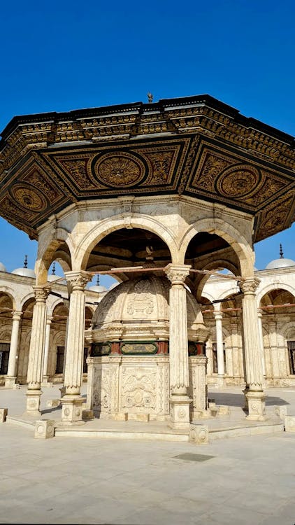 Cairo: Private Pyramids of Giza and Sphinx, Saladin Citadel and Khan Al - Khalili Tour