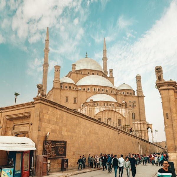 Cairo: Private Pyramids of Giza and Sphinx, Saladin Citadel and Khan Al - Khalili Tour