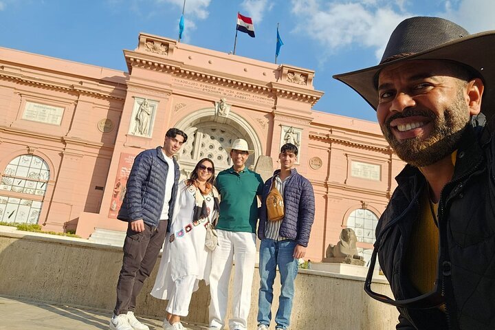 Cairo: Private Tour of Giza Pyramids, Egyptian Museum and Khan Al - Khalili