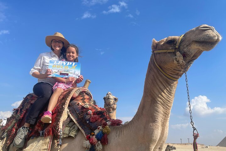 Cairo: Private Tour of Giza Pyramids, Saqqara and Memphis with Egyptologist Guide