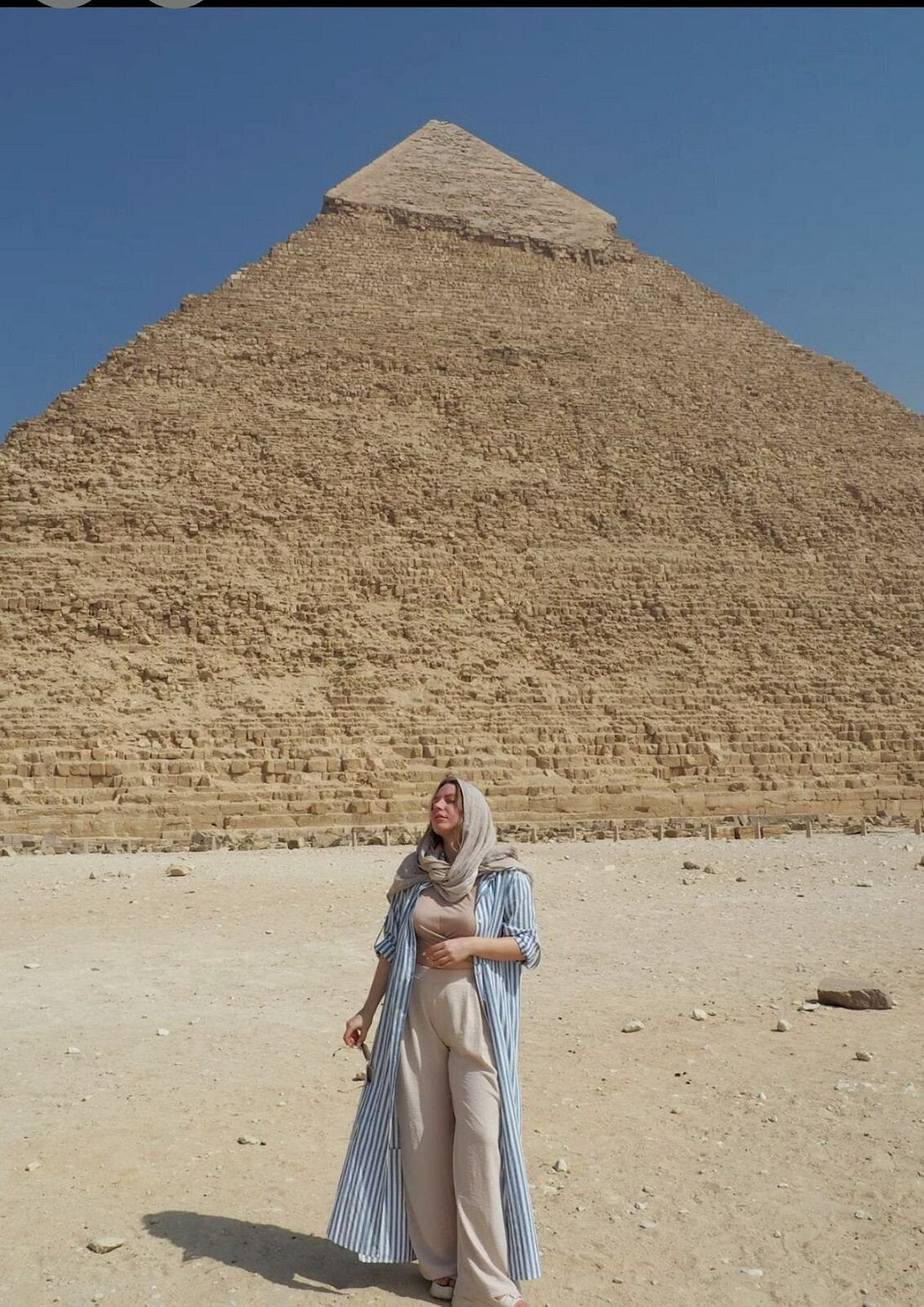 Cairo: Private Tour of Giza Pyramids, Saqqara and Memphis with Egyptologist Guide