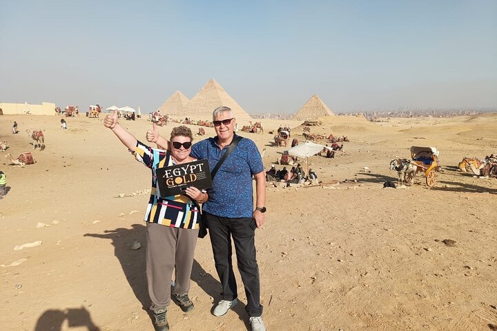 Cairo: Private Tour of Giza Pyramids, Saqqara and Memphis with Egyptologist Guide