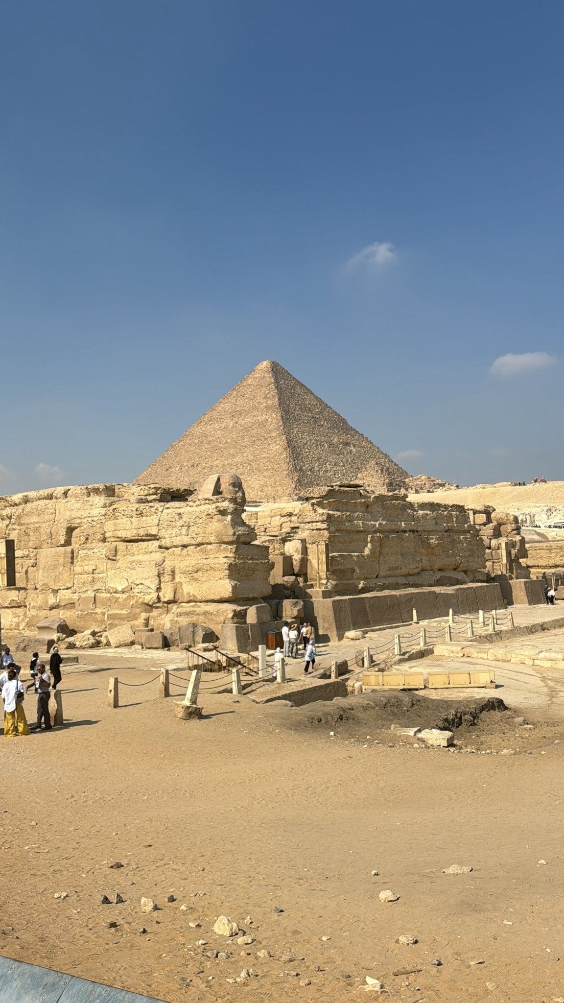 Cairo: Private Tour to the Pyramids of Giza, Sphinx and Camel Ride with Lunch