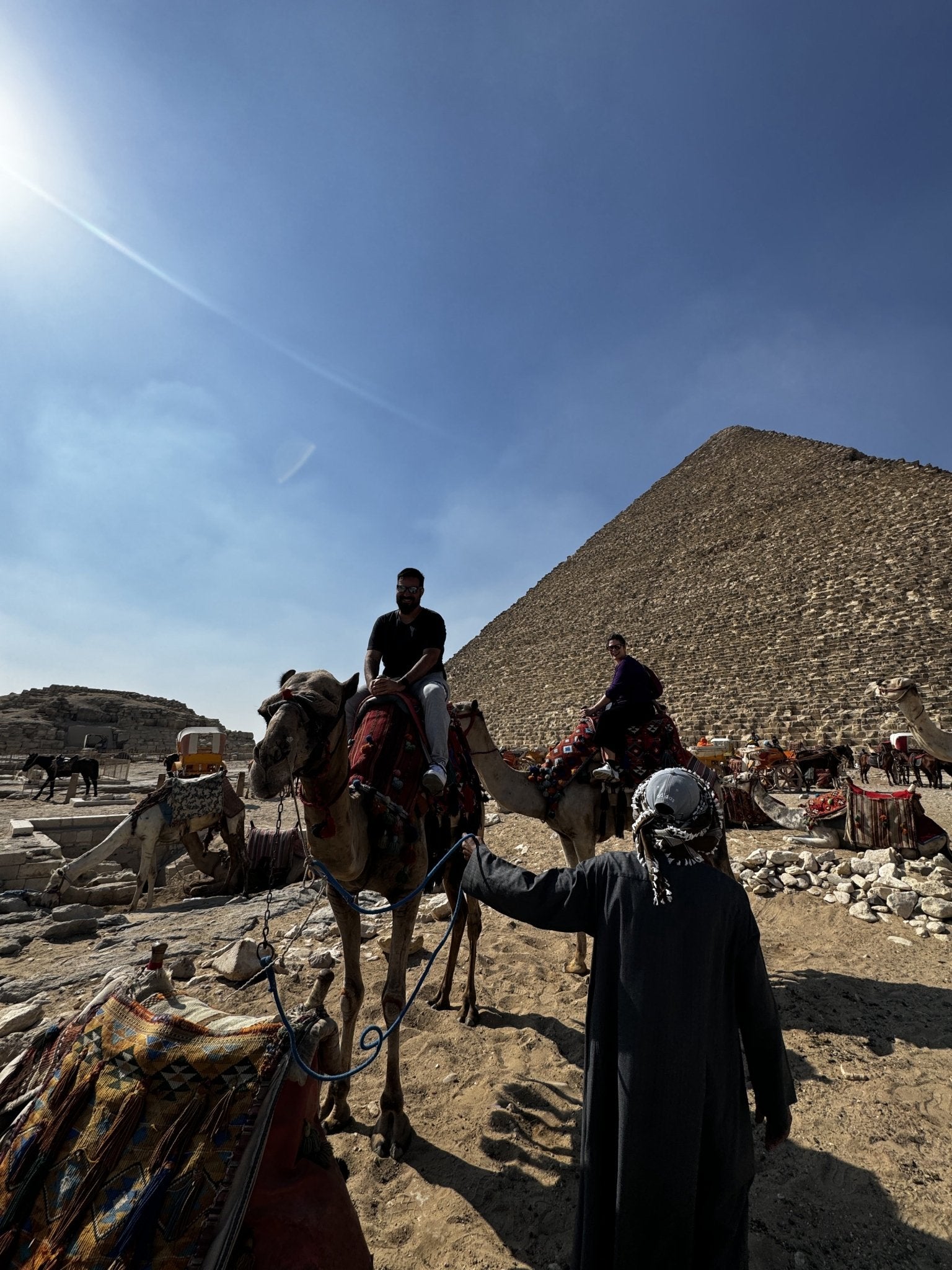Cairo: Private Tour to the Pyramids of Giza, Sphinx and Camel Ride with Lunch