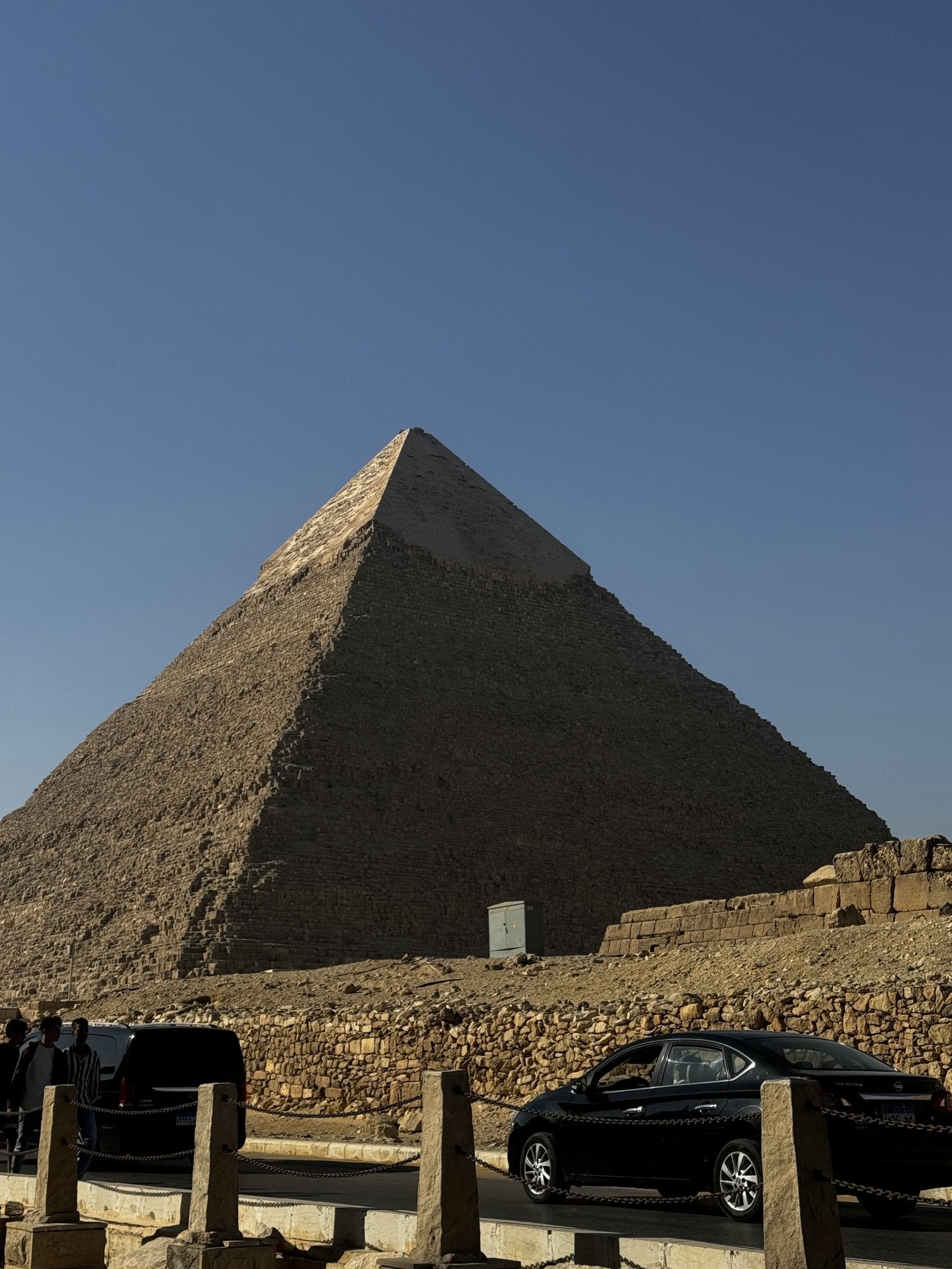 Cairo: Private Tour to the Pyramids of Giza, Sphinx and Camel Ride with Lunch