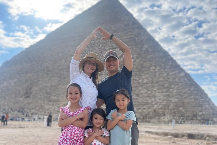 Cairo: Pyramids, Sphinx & Felucca Ride Tour for Layover
