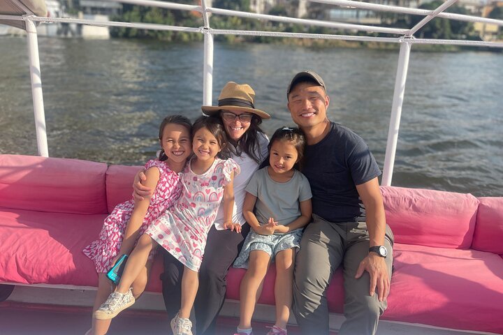 Cairo: Pyramids, Sphinx & Felucca Ride Tour for Layover