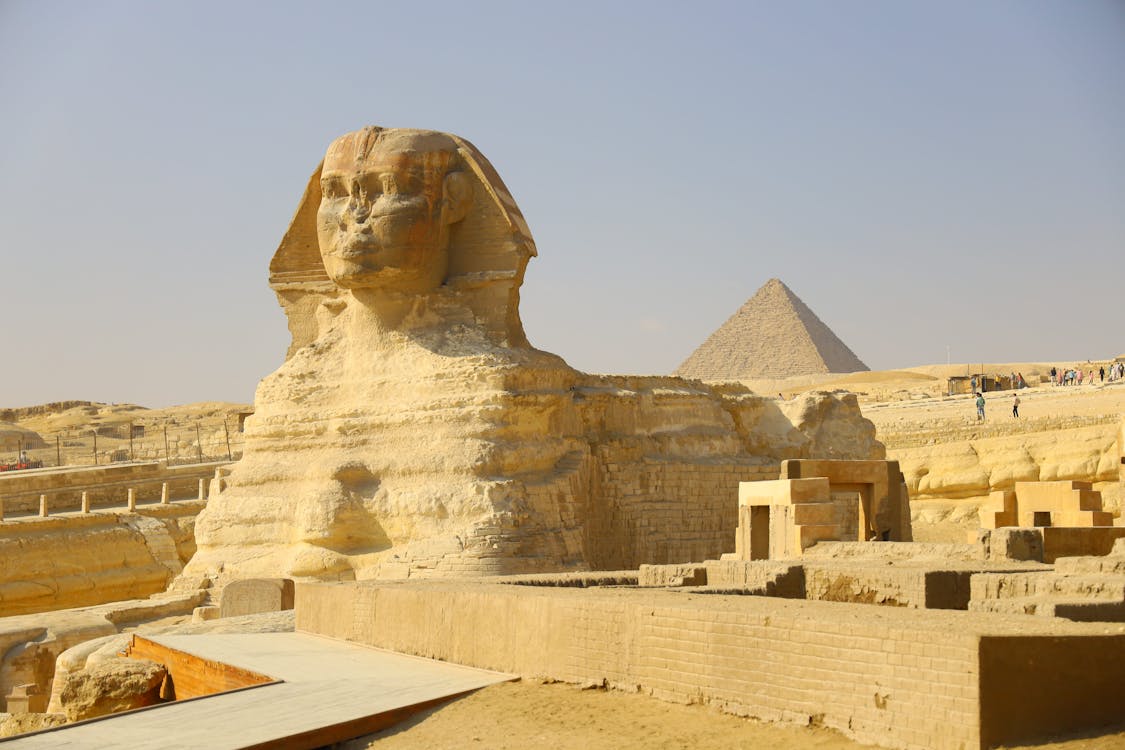 Cairo: Pyramids, Sphinx & Felucca Ride Tour for Layover