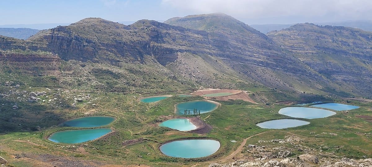 De Beirute: Lagos Aaqoura, Cachoeira Baatara e excursão de um dia a Batroun