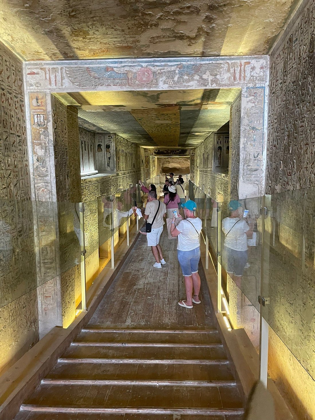 Von Sharm El Sheikh: Tagesausflug nach Luxor und zum Tutanchamun-Grab mit dem Flugzeug