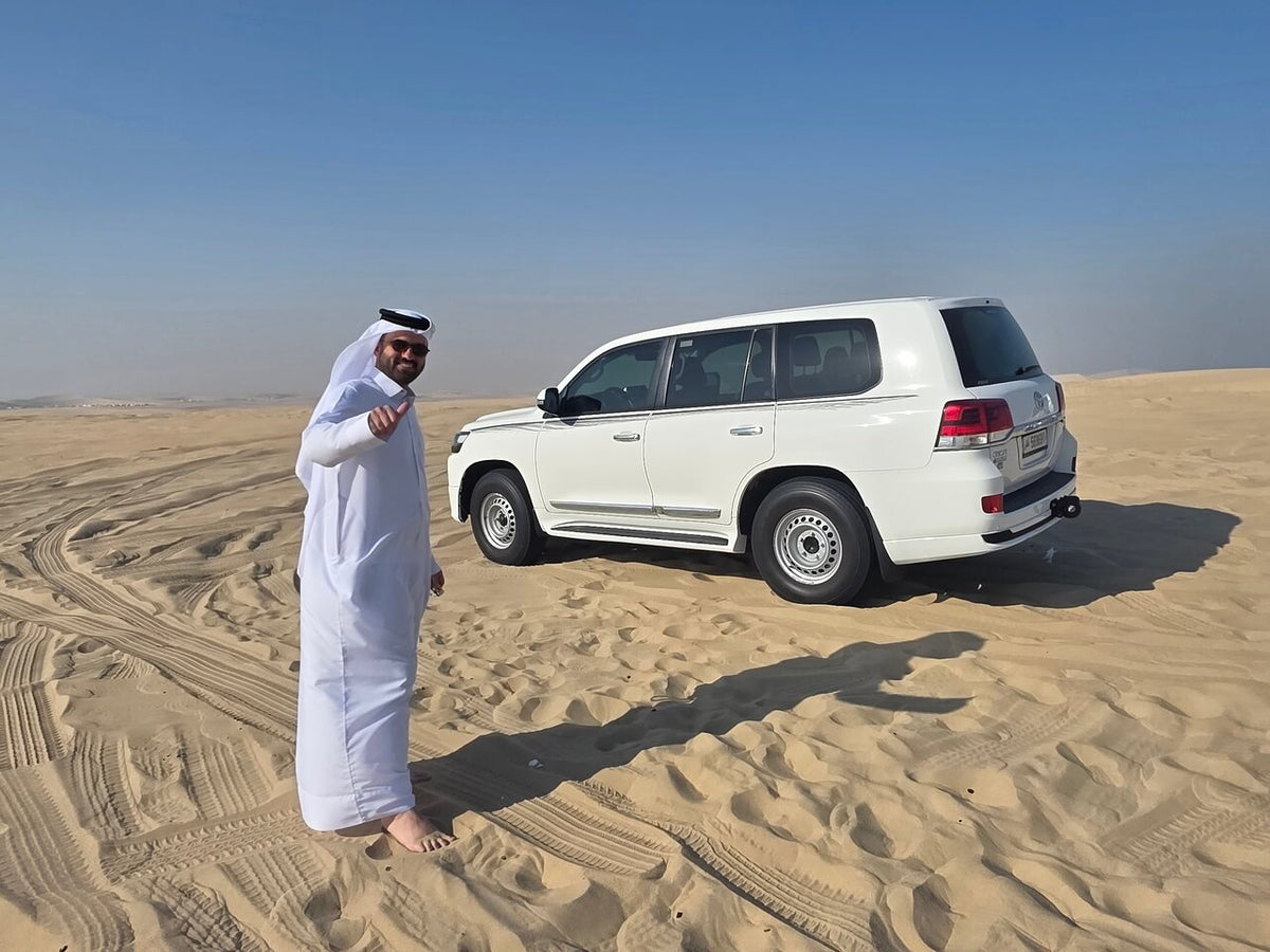 Doha: Private Halbtages-Wüstensafari mit Kamelritt, Dünenfahrt und Binnenmeer