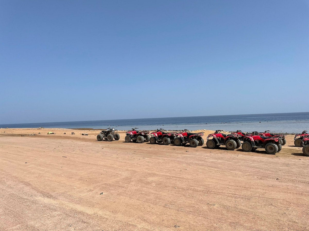 Шарм-эль-Шейх: сафари на джипах 4x4 в Голубую дыру, каньон и Дахаб