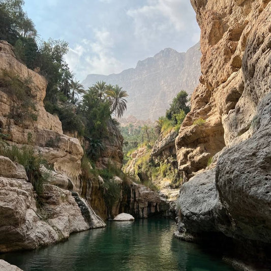 Maskat: Wycieczka do Wadi Shab i zapadliska Bimmah z lunchem