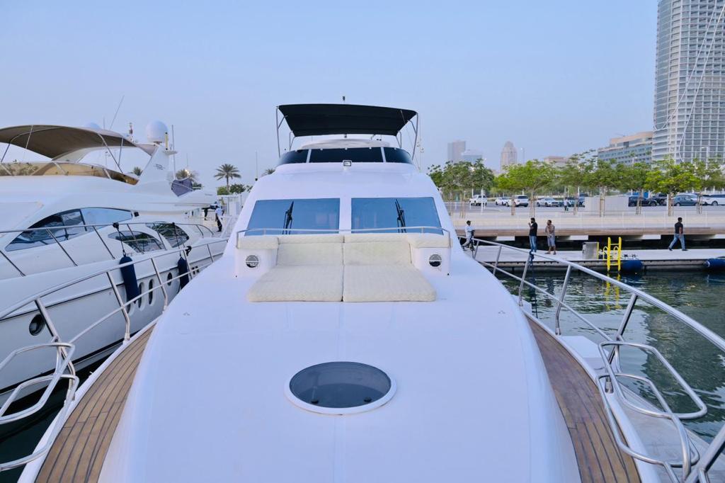 Dubai: 72 FT SuperFly Siddi Yacht Tour