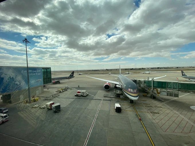 Dead Sea: Private Transfer to Queen Alia Airport or Amman