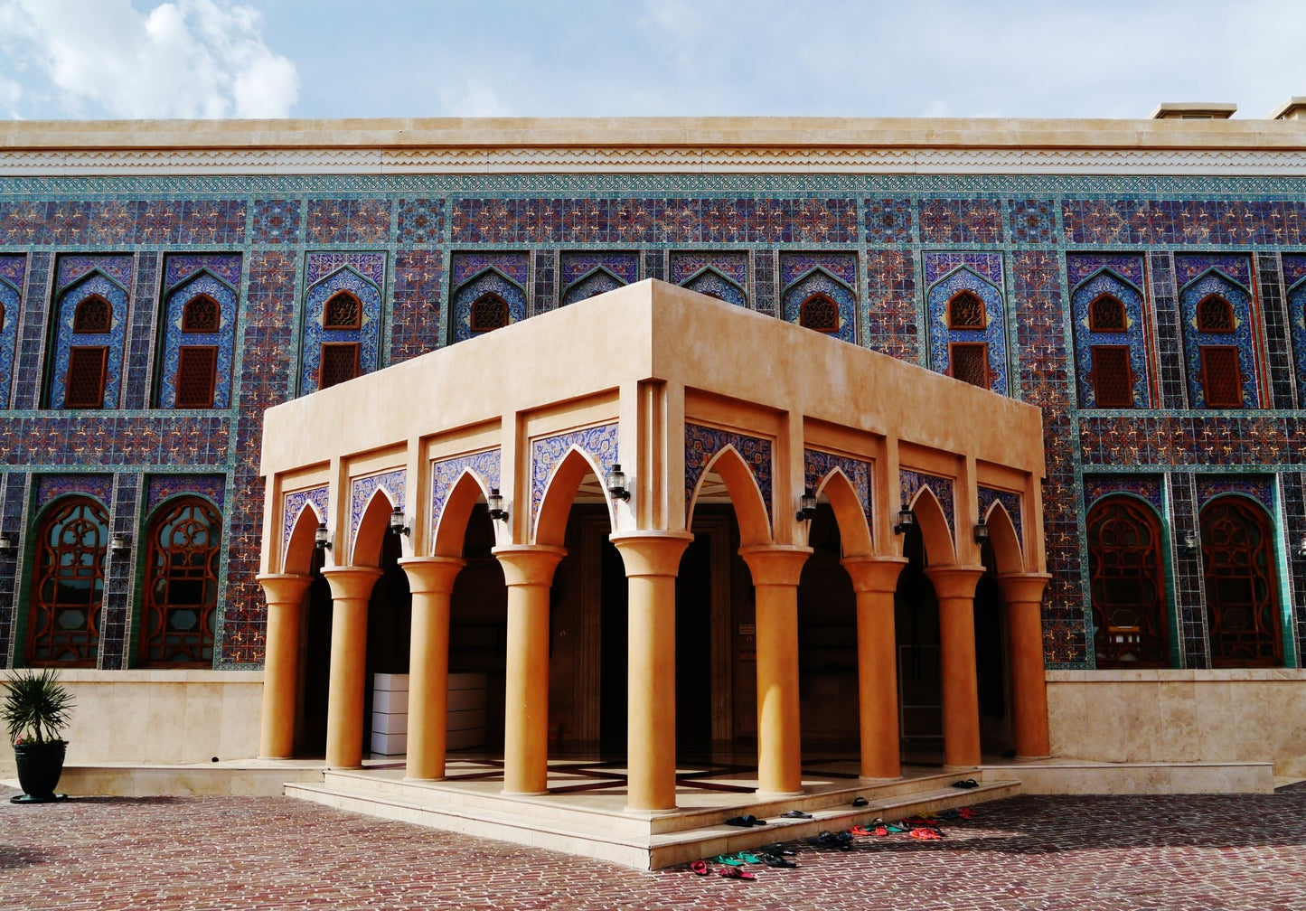 Doha: City Highlights Tour with Hotel and Airport Pickup