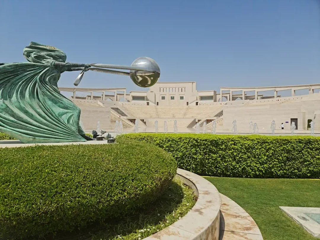 Doha: City Tour with Souq Waqif, Katara Cultural Village, Pearl Island and Lusail