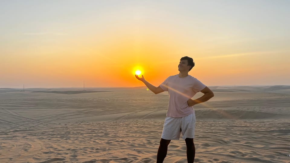 Doha: Desert Safari Tour with Dune Bashing and Inland Sea Visit